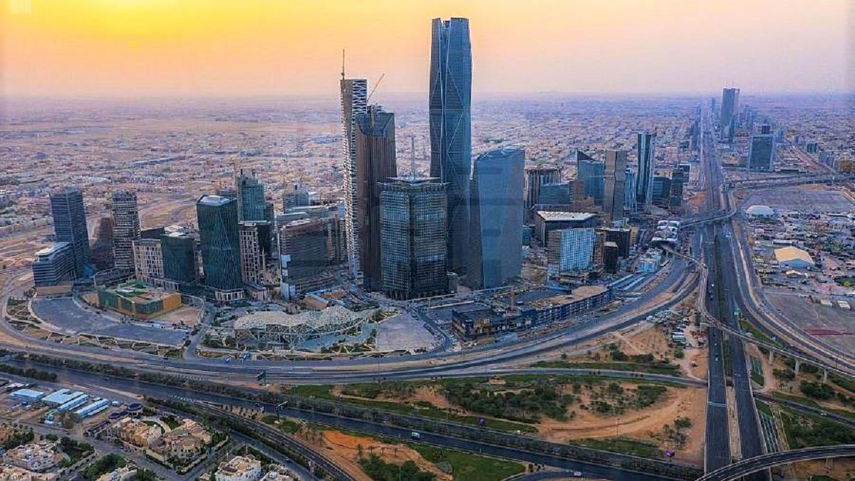 الاستثمار في السعودية